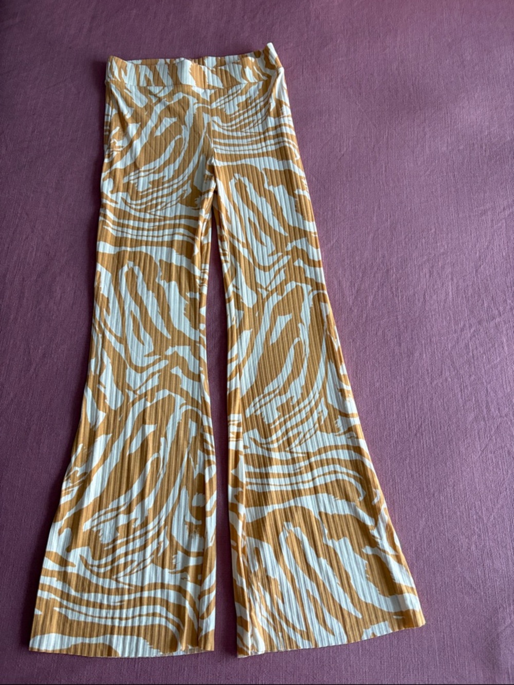 H&M Mustard Yellow and White Wide Leg Pants